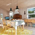 Casa vacanze Eroll - 1-8km From The Sea By Interhome *