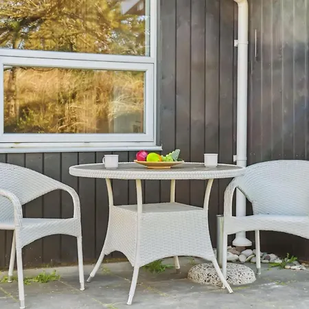 Eroll - 1-8km From The Sea By Interhome *