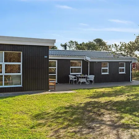 Eroll - 1-8km From The Sea By Interhome