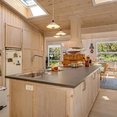 Eroll - 1-8km From The Sea By Interhome Feriehus *